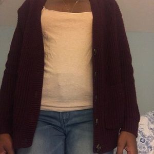 BURGUNDY KNIT SWEATER